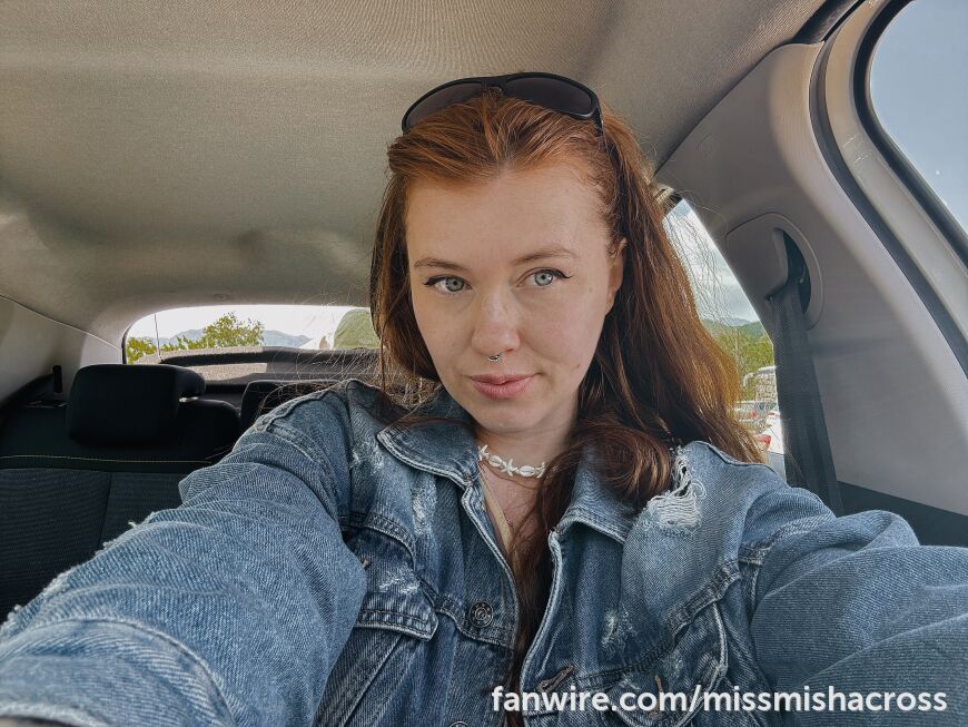 Felt cute today… say hi if you're online 💌 1